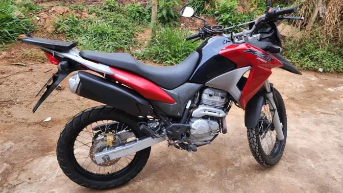Honda Xre 300 Vermelha