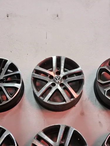 Jogo de roda original VW jetta aro 16 5x112