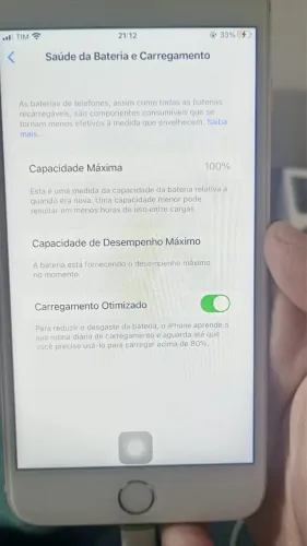 iPhone 8 Plus, bateria 100%, somente trocar a tela traseira.