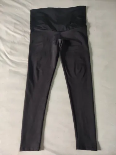 Calça preta legging grávida gestante