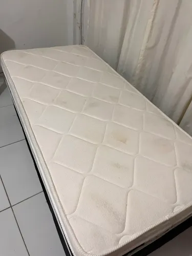 Cama de solteiro