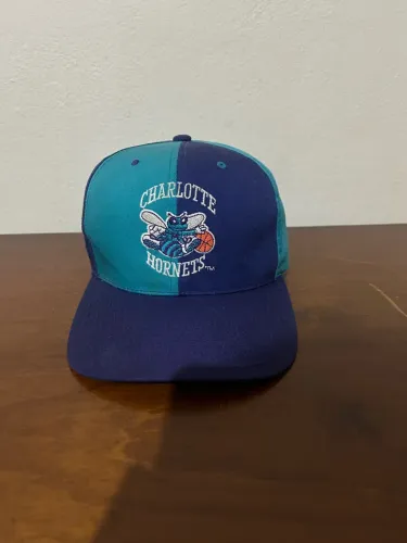 SnapBack NBA Vintage Anos 90 Charlotte Hornets