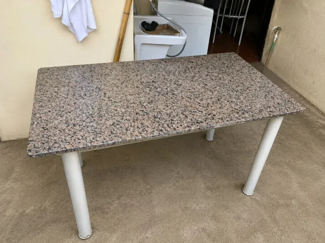 Mesa de mamore