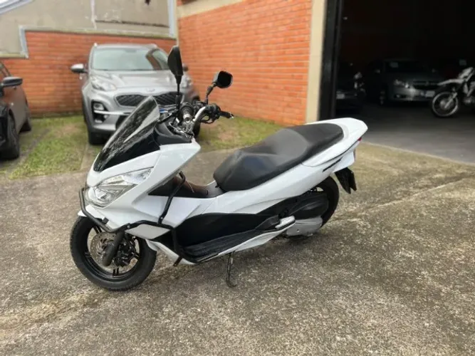 HONDA PCX DLX 150