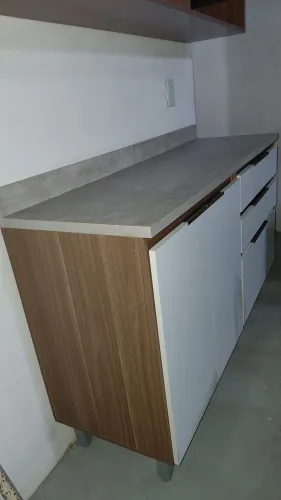 Balcão de cozinha, madeira, 2 portas e 3 gavetas basculantes
