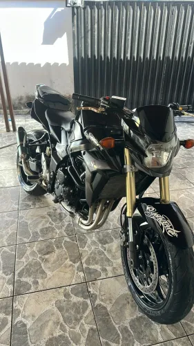 vendo gsx750 2014 preta