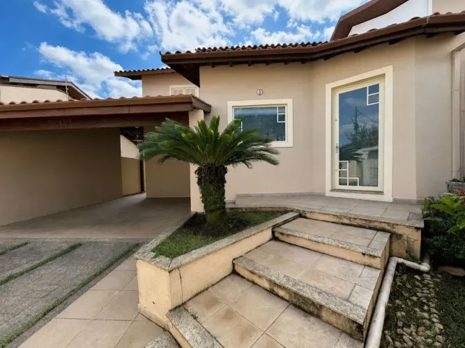 Sobrado com 3 dormitórios à venda, 218 m² por R$ 800.000,00 - Jardim das Nações - Taubaté/