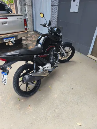 Vendo Titan 160 ano 2024 flex