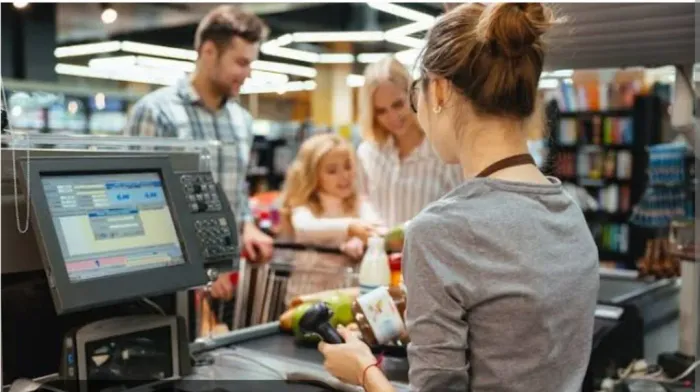 Vaga operadora(sexo feminino )de  supermercado meio período 