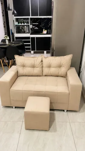 Sofá 2 Lugares + Pufe de Brinde | Frete Grátis | R$ 550
