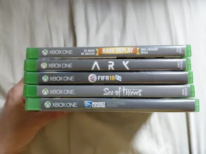 Lote com 5 jogos Xbox One