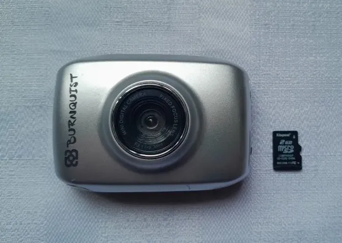 Câmera Burnquistt Sportcam