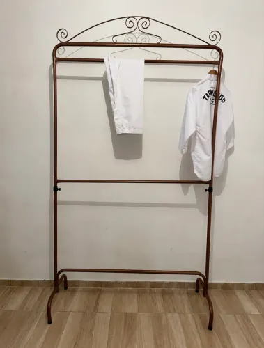 Arara em Ferro - Estilo Retrô
