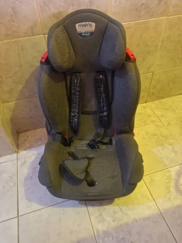 ?Cadeira para Auto Burigotto Matrix Evolution K - Muito Conservada