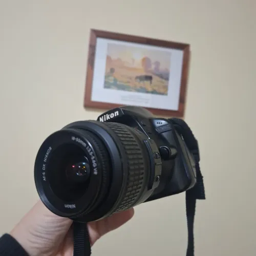 Câmera fotográfica DSLR Nikon D3400 em EXCELENTE estado de conservação