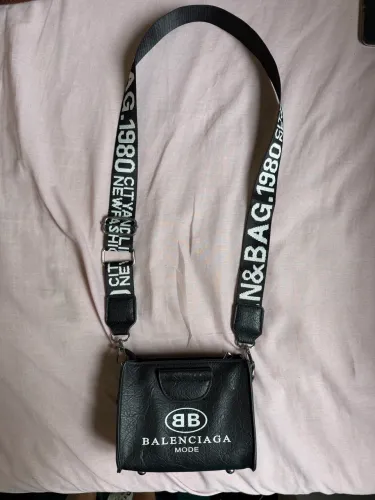 Bolsa Balenciaga Pequena