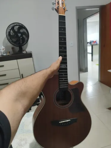Vendo violão strimberg