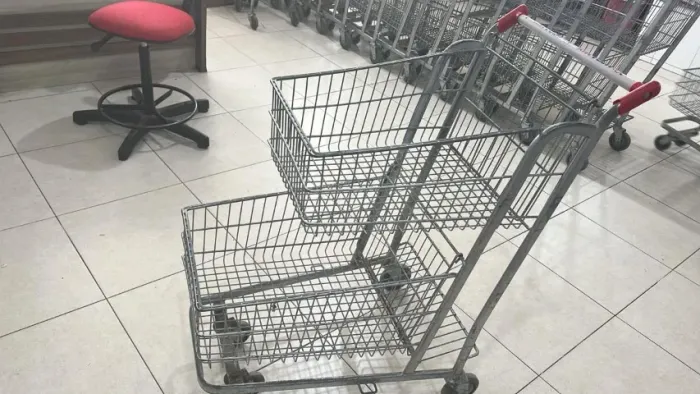 Carrinho de Supermercado Trole 2 Cestas - 140 Litros
