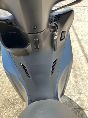 Honda Biz 125 EX 2025