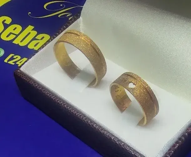 Alianças Retas Coração e Fisco Lateral Ouro 18 Kilates Noivado Casamento e Bodas Peso 6.9