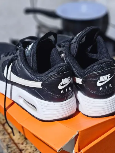 Nike 90
