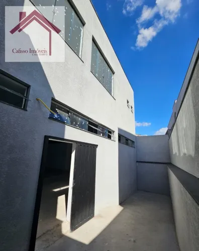 Galpão à Venda em Sorocaba | 400 m² no Wanel Ville V