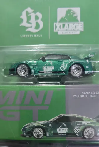 GTR R 35 Mini GT especial de Tokyo