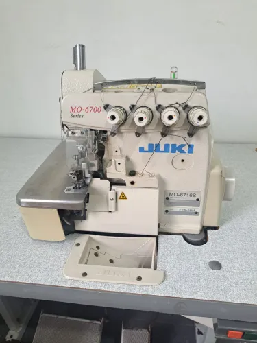 Máquina de Costura Industrial Overloque 5 fios da Juki