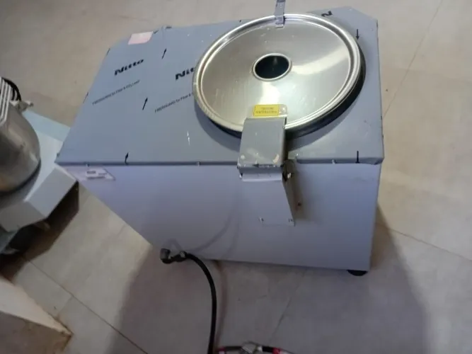 Amassadeira Rápida Venâncio capacidade 5 kg 