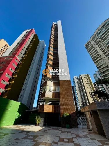 Apartamento de 211m² a poucos passos da Beira Mar de Fortaleza
