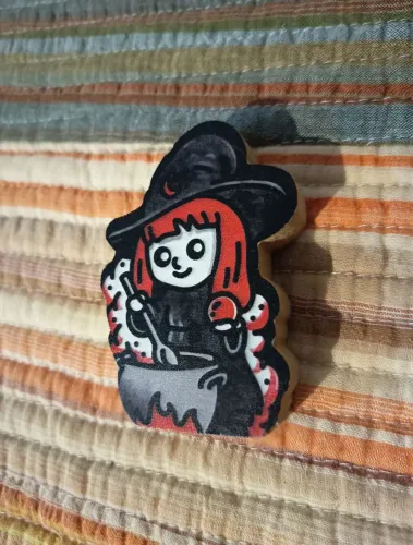 Darktoy Fofotrevas Darkside Books Magicae - edição limitada (Novo) | Bruxinha Ruiva