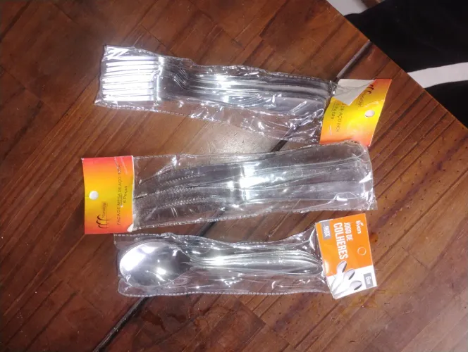 Talheres inox?