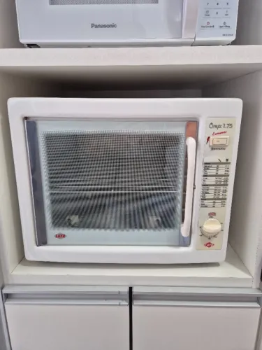 Forno Elétrico 46 lts Onyx 1.75 Economic, 110 v, marca Layr