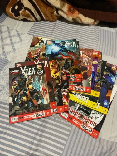 Lote de HQs Deadpool + X-Men