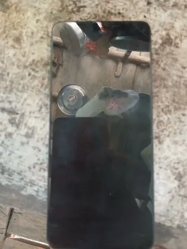 Celular excelente 200 reais pra sair logo 150