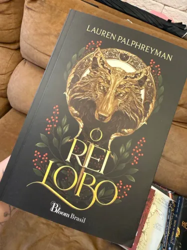Livro O Rei Lobo - Lauren Palphreyman