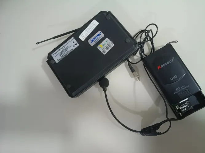Microfone sem fio Sucata 