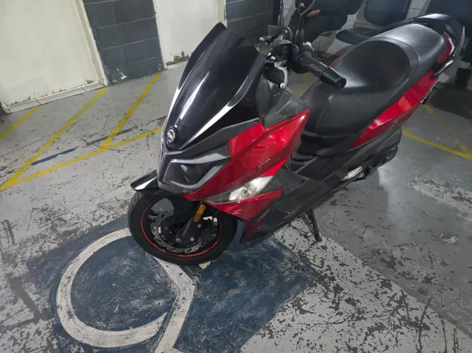 Dafra cruisym