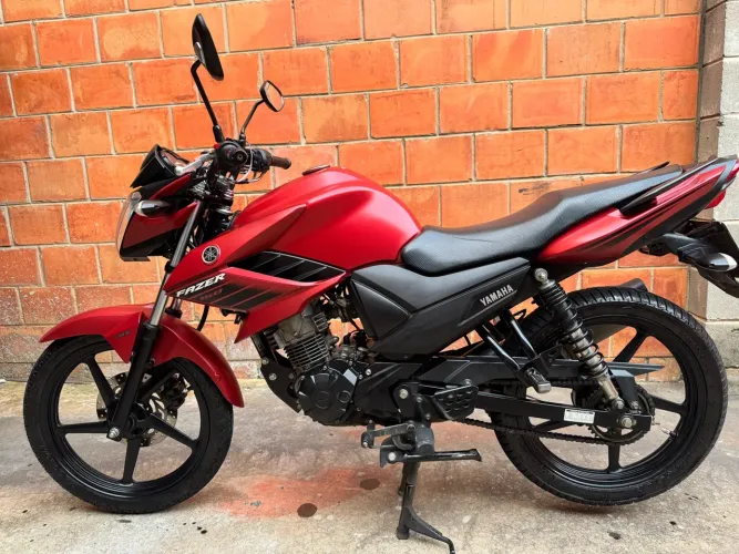 Moto Fazer YS 150 SED