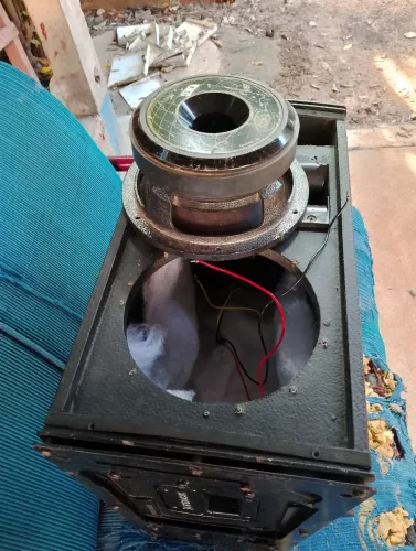 Vendo 4 caixa attak de 8 polegadas Eros