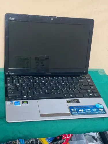 Netbook Asus Eee PC 1215N - Não liga / Para retirada de peças / No estado / Envio OLX