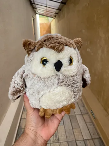 Coruja pelúcia 