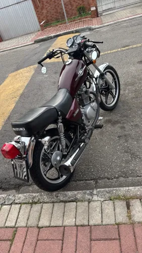 Intruder 125 2012 vermelho bordô (moto colecionador)