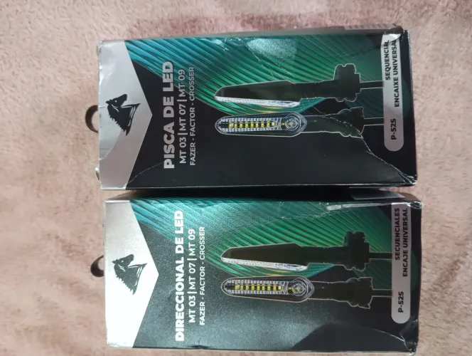 Piscas de led novo 2 par,para vender logo whatsapp: *95