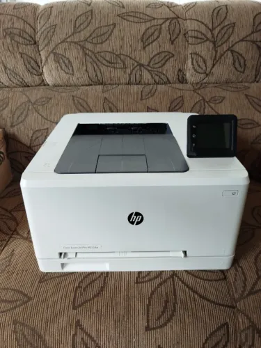 Impressora HP Color LaserJet Pro M252 DW