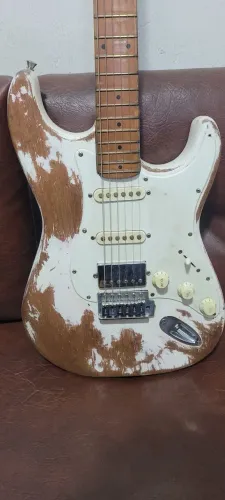 Guitarra Giannini 70