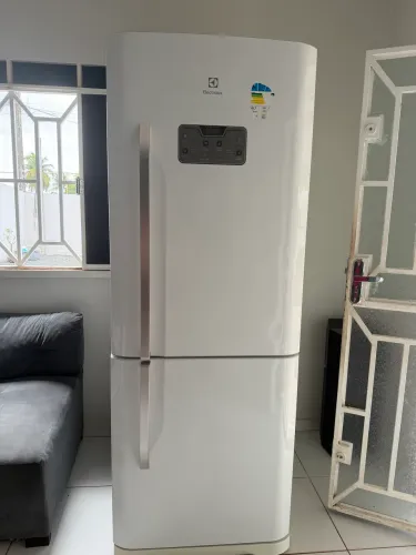 vendo geladeira