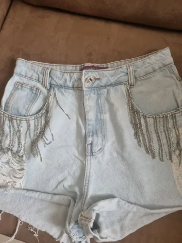 Short jeans