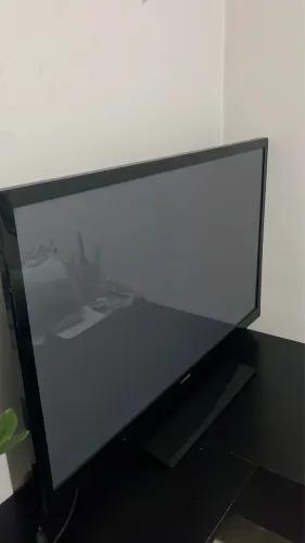 TV Samsung 40 - R$ 600