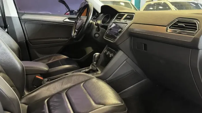 Volkswagen Tiguan Allspac Comf 250 TSI 1.4 Flex 2019